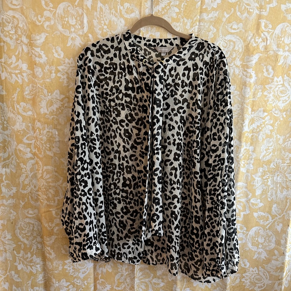 Pussybow blouse